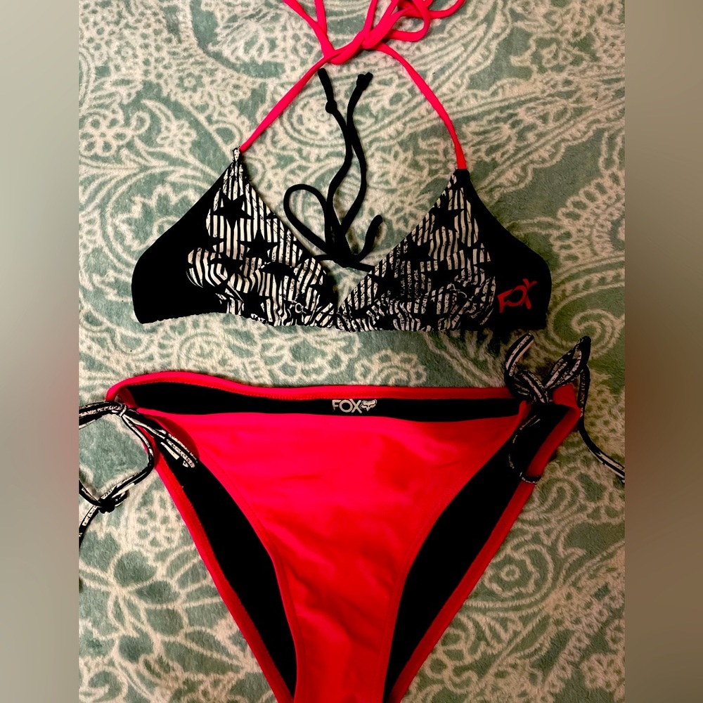 Rare’ fox bikini set